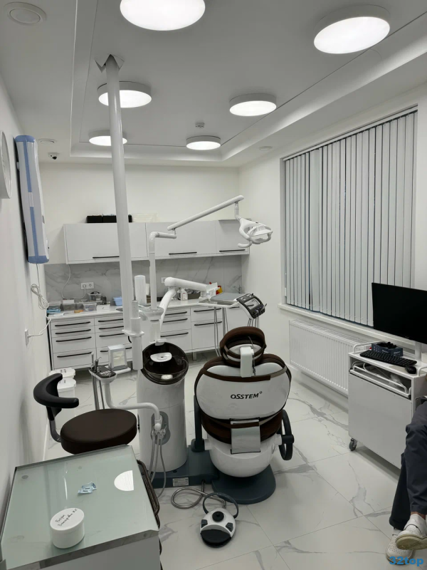 Имплантологический центр NOVAPROFF (НОВАПРОФФ) на Корабельной